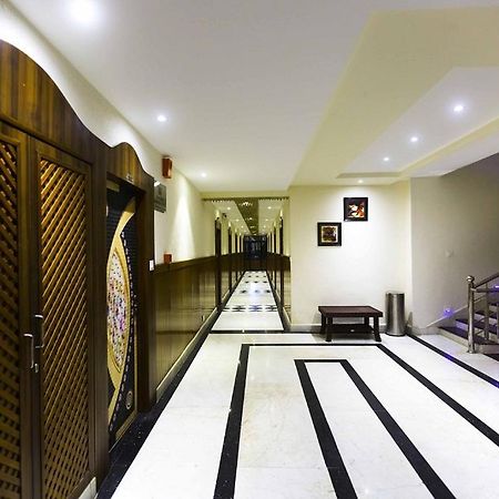 Hotel Kings Regency Drang المظهر الخارجي الصورة