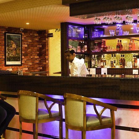 Hotel Kings Regency Drang المظهر الخارجي الصورة