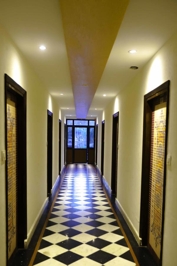 Hotel Kings Regency Drang المظهر الخارجي الصورة