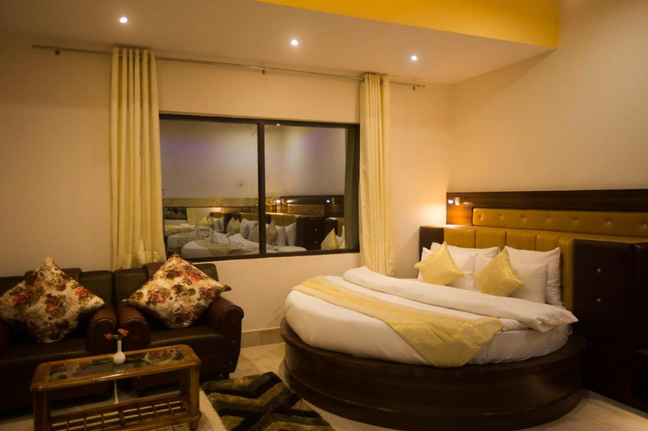 Hotel Kings Regency Drang المظهر الخارجي الصورة